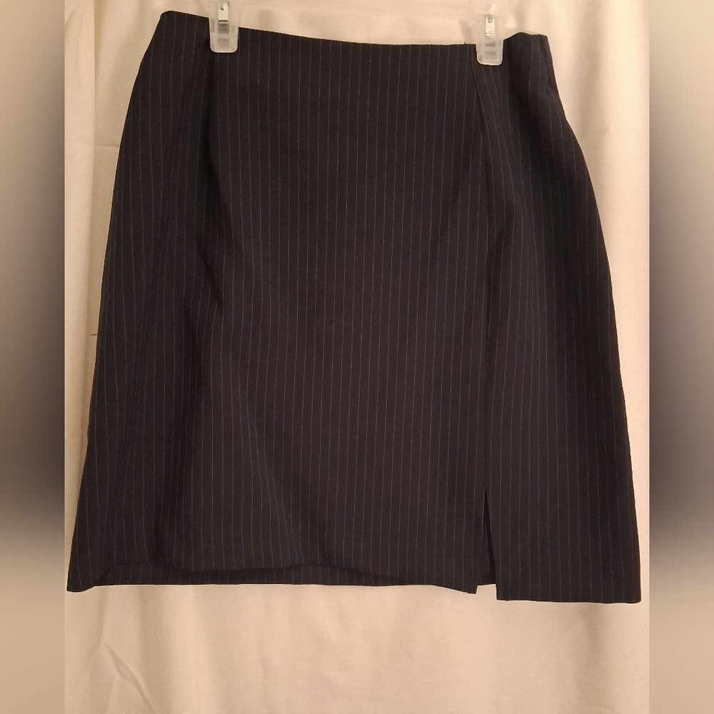 Elegant Black Pinstripe Skirt